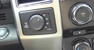 2009 Ford Expedition Xlt: How To Engage 4 Wheel Drive