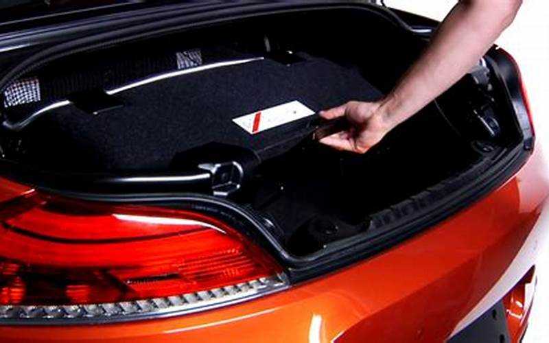 How To Open The Trunk Of Ford Focus 2009